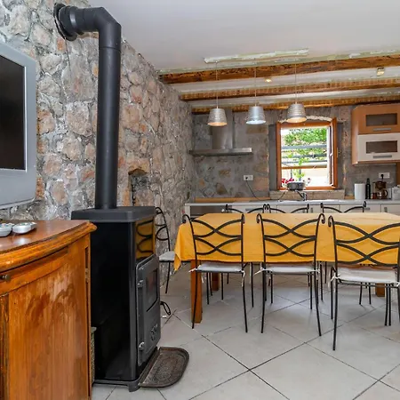 Ferienhaus Stunning In With Wifi Bribir (Primorje-Gorski Kotar)