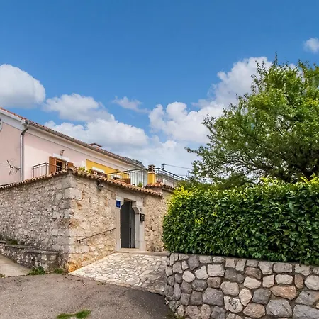 Stunning In With Wifi Ferienhaus Bribir (Primorje-Gorski Kotar)